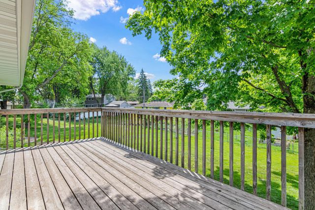 4829 Boone Circle N, New Hope, MN 55428