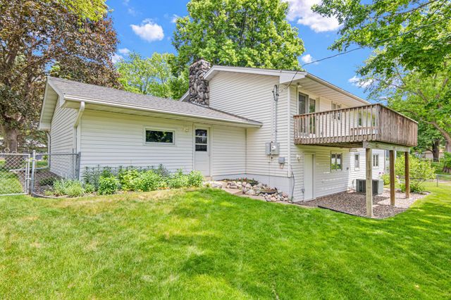 4829 Boone Circle N, New Hope, MN 55428