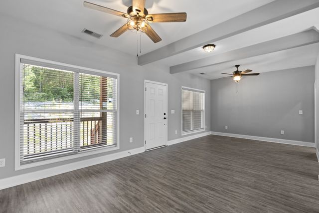 694 Nels Adams Rd, Dickson, TN 37055