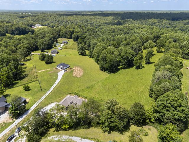 694 Nels Adams Rd, Dickson, TN 37055