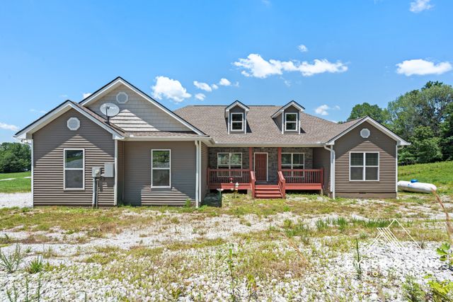 694 Nels Adams Rd, Dickson, TN 37055