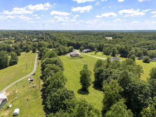 694 Nels Adams Rd, Dickson, TN 37055