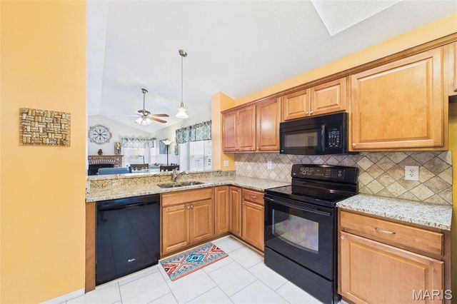 2931 Plum Leaf Circle, St Peters, MO 63303
