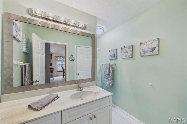 2931 Plum Leaf Circle, St Peters, MO 63303