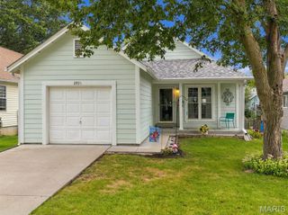 2931 Plum Leaf Circle, St Peters, MO 63303