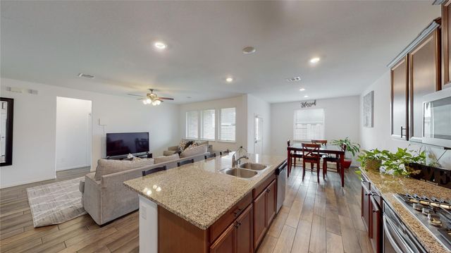 31415 Whitcombe Summit Way, Hockley, TX 77447