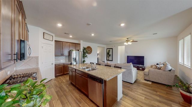 31415 Whitcombe Summit Way, Hockley, TX 77447