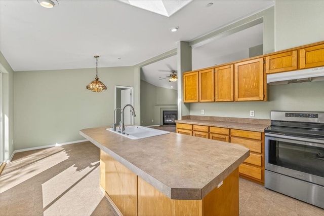 21444 Parrott Ranch Road, Carmel Valley, CA 93924