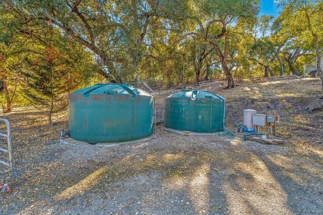 21444 Parrott Ranch Road, Carmel Valley, CA 93924