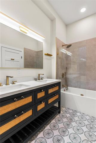 3113 Wyoming Street, St Louis, MO 63118