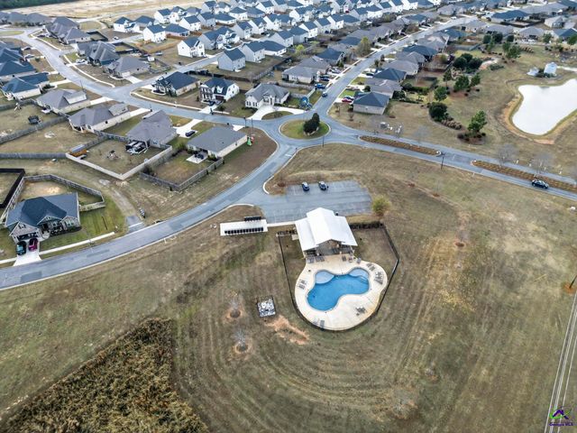 118 Farmers Way, Perry, GA 31069