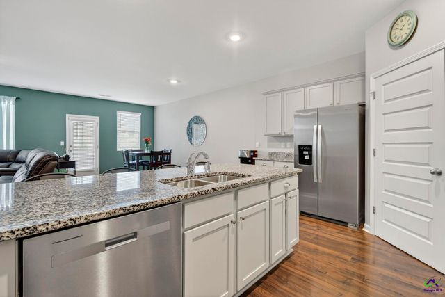 118 Farmers Way, Perry, GA 31069