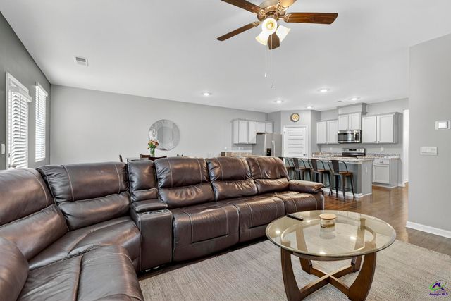 118 Farmers Way, Perry, GA 31069