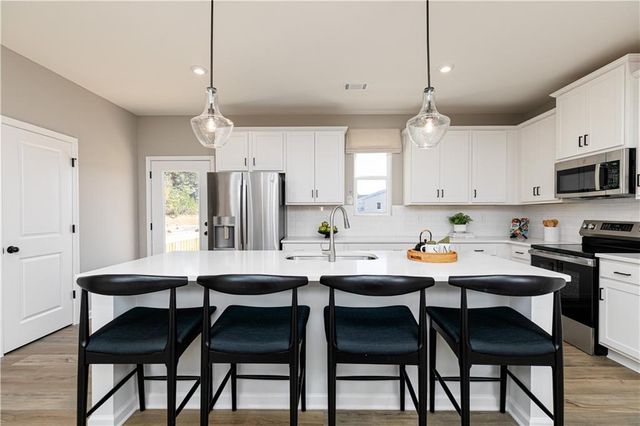 3475 Tristens Cove Walk, Loganville, GA 30052