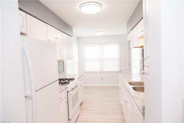 1609 Mantane ARCH, Virginia Beach, VA 23454