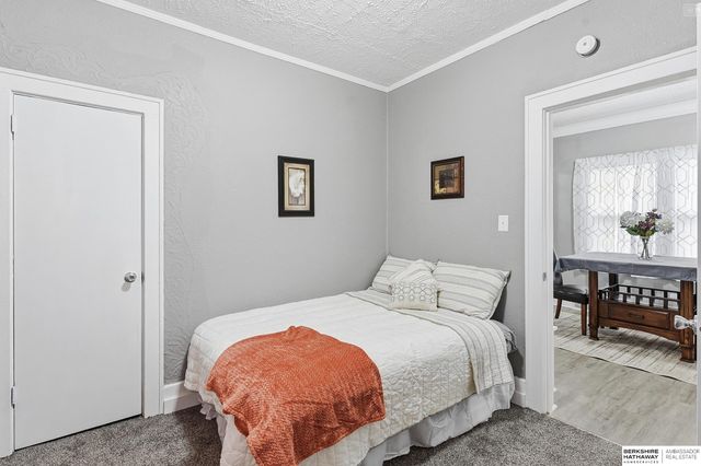 1801 Miami Street, Omaha, NE 68110