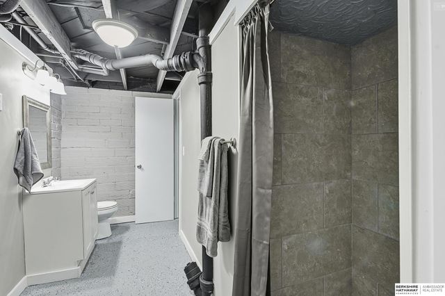 1801 Miami Street, Omaha, NE 68110