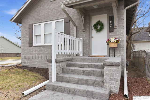 1801 Miami Street, Omaha, NE 68110