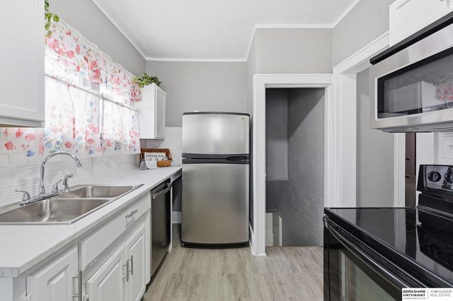 1801 Miami Street, Omaha, NE 68110