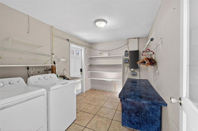 1231 NEWPORT AVENUE, Lakeland, FL 33801