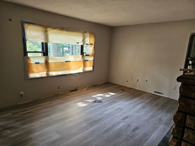 1560 Brooks Road S, Muskegon, MI 49442