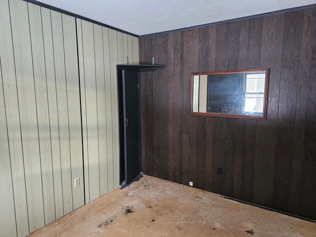 1560 Brooks Road S, Muskegon, MI 49442