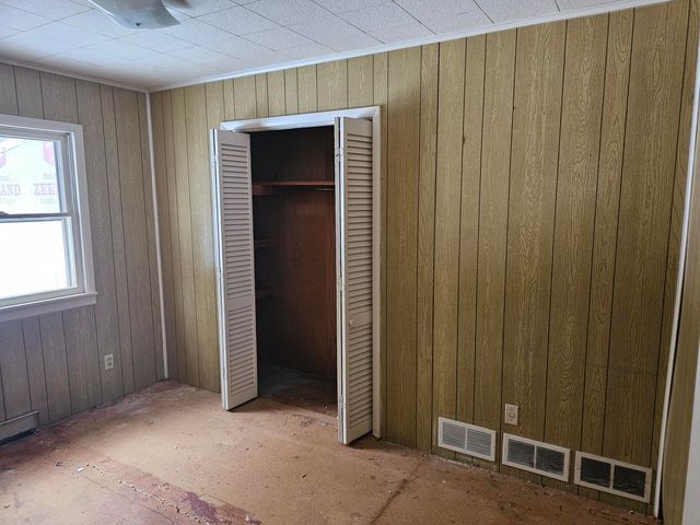 1560 Brooks Road S, Muskegon, MI 49442