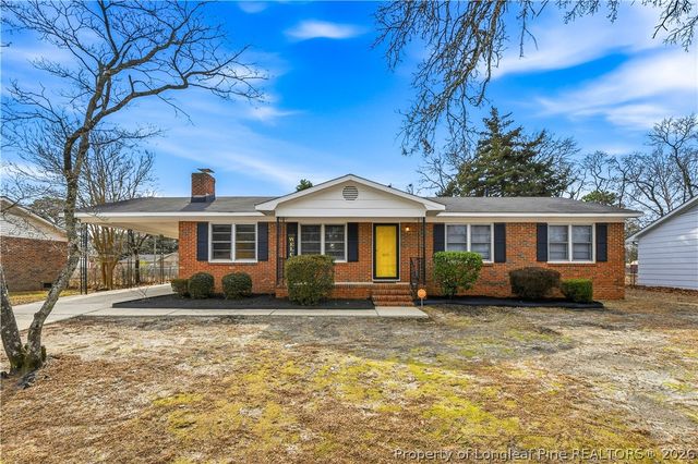 823 Muskegon Drive, Fayetteville, NC 28311