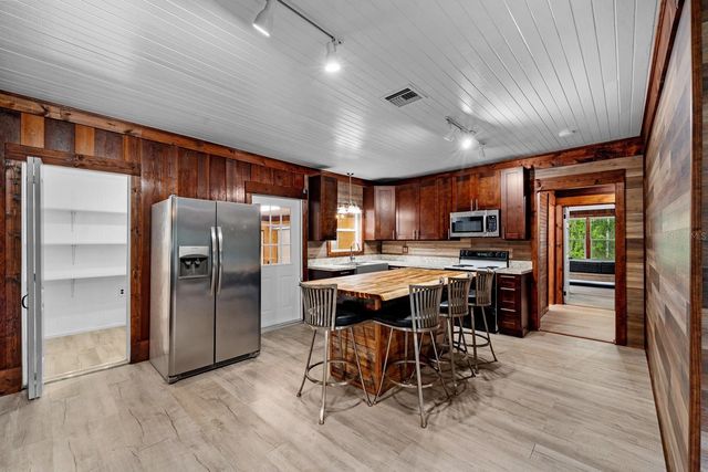 690 MOOSE LODGE ROAD, Bartow, FL 33830