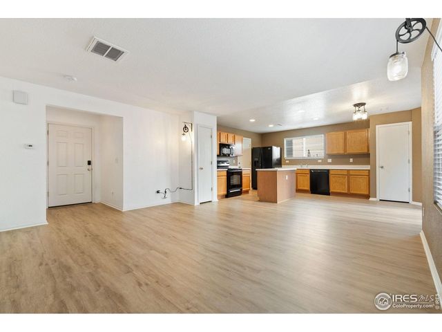 10712 Butte Dr, Longmont, CO 80504