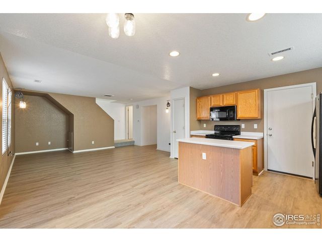 10712 Butte Dr, Longmont, CO 80504