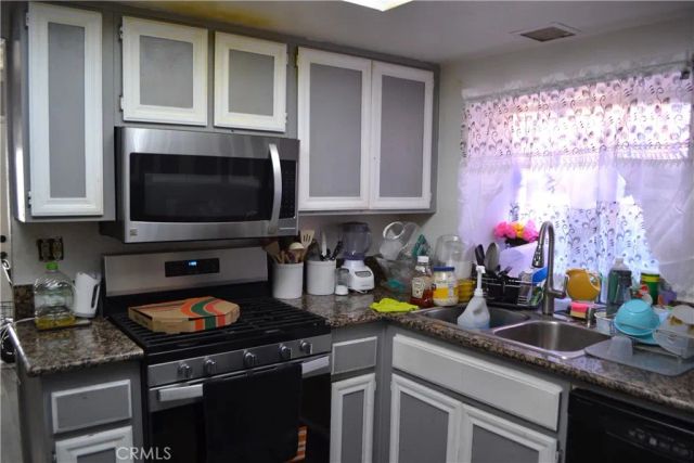 287 Tradition Street, Perris, CA 92571