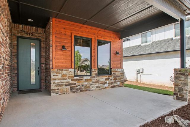 512 Mosswood Road, Norman, OK 73069
