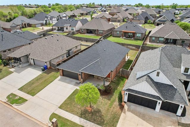 512 Mosswood Road, Norman, OK 73069