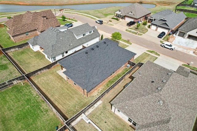 512 Mosswood Road, Norman, OK 73069