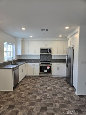 7281 Olive Grove, Riverside, CA 92507