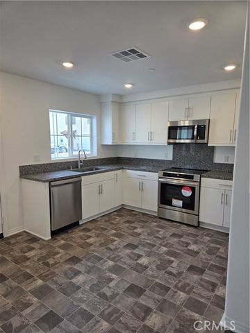 7281 Olive Grove, Riverside, CA 92507