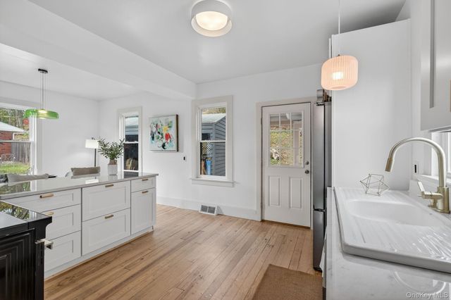 139 Linderman Avenue, Kingston, NY 12401