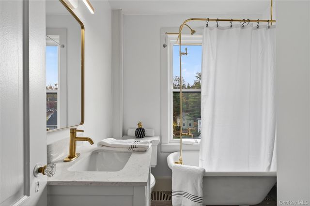 139 Linderman Avenue, Kingston, NY 12401