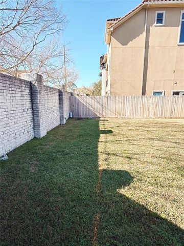 5515 Felice Drive, Houston, TX 77081