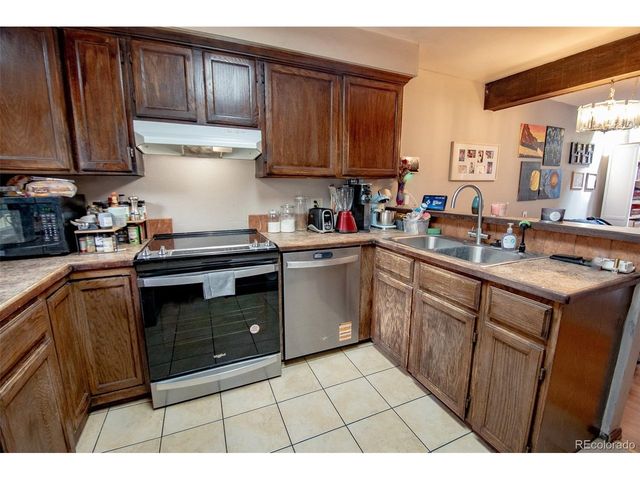2061 S Helena St A, Aurora, CO 80013