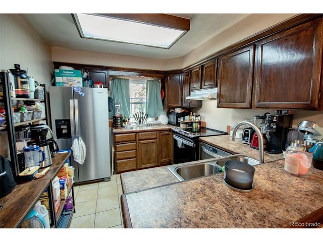 2061 S Helena St A, Aurora, CO 80013