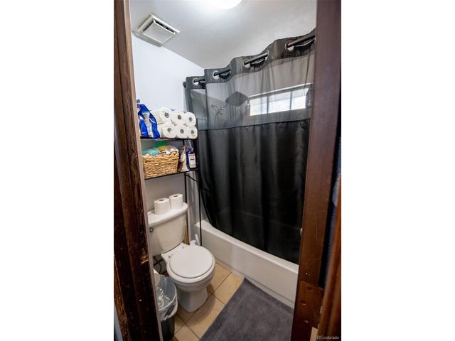 2061 S Helena St A, Aurora, CO 80013