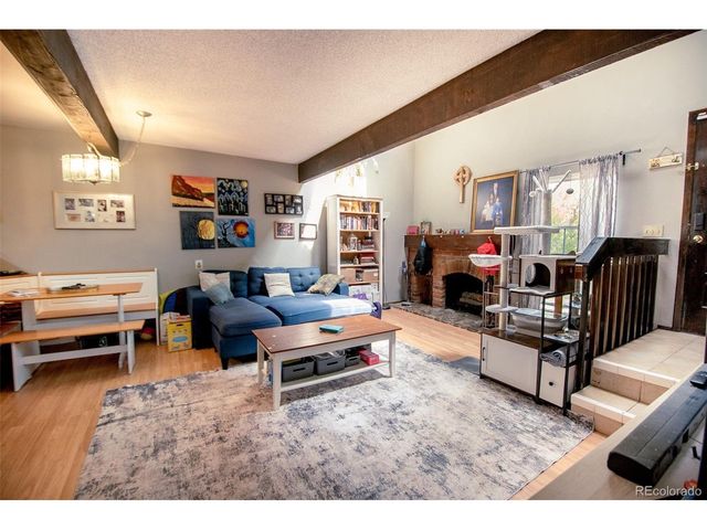 2061 S Helena St A, Aurora, CO 80013