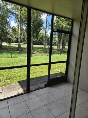 8001 FAIRVIEW Drive 104, Tamarac, FL 33321
