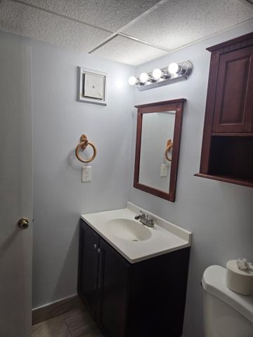8001 FAIRVIEW Drive 104, Tamarac, FL 33321