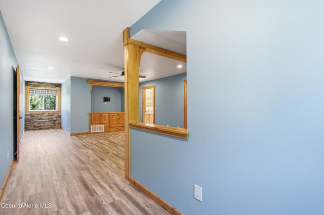 27294 N Clagstone Rd, Athol, ID 83801