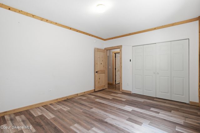 27294 N Clagstone Rd, Athol, ID 83801