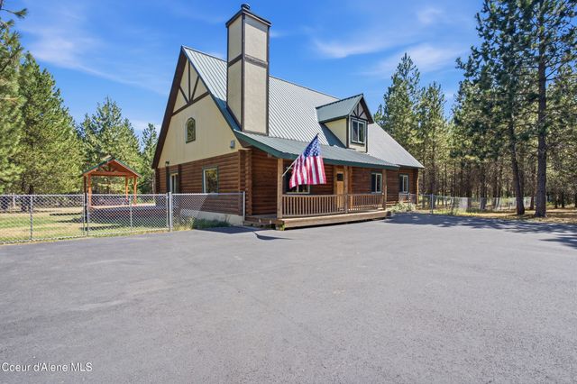 27294 N Clagstone Rd, Athol, ID 83801
