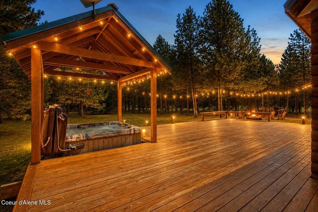 27294 N Clagstone Rd, Athol, ID 83801